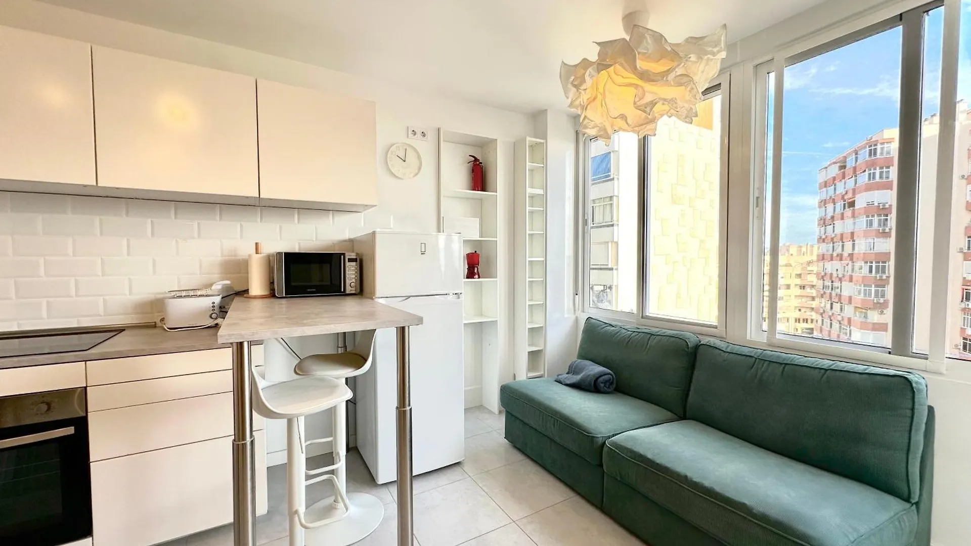 Cg5 - Reformado, 1 Dormitorio, Vistas, Centro 50 Metros Y Playa 700 Metros Torremolinos Lejlighed