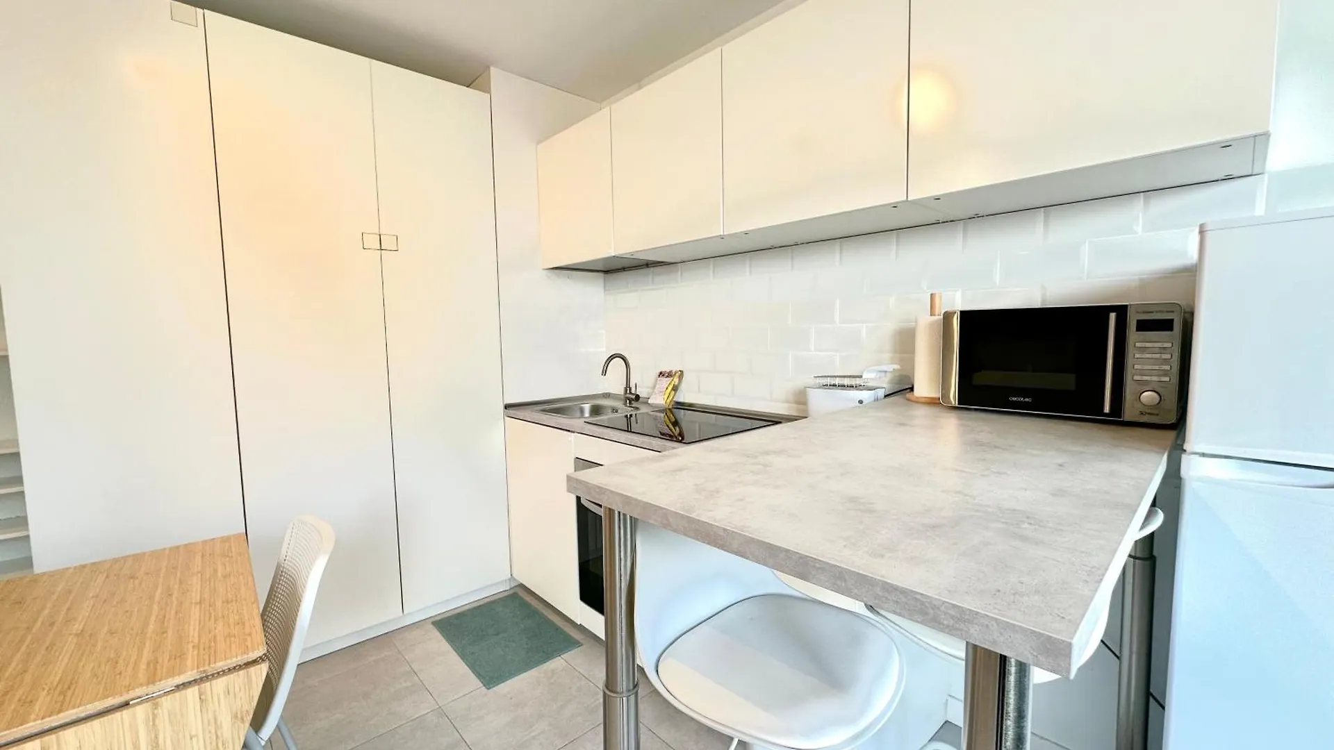 Cg5 - Reformado, 1 Dormitorio, Vistas, Centro 50 Metros Y Playa 700 Metros Torremolinos Apartmán
