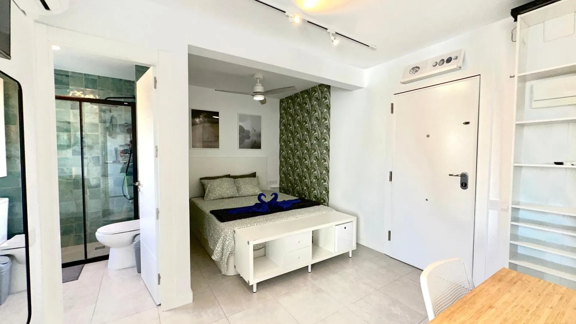 Cg5 - Reformado, 1 Dormitorio, Vistas, Centro 50 Metros Y Playa 700 Metros Torremolinos Apartmán
